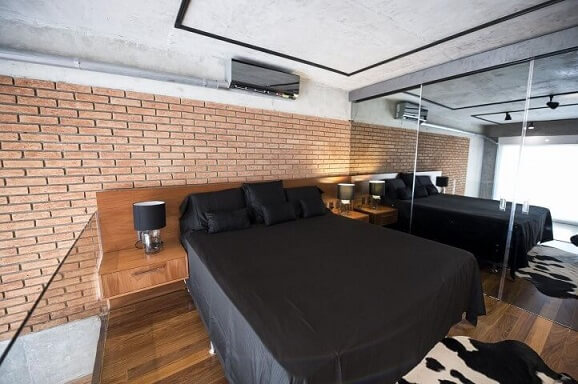Loft com quarto no mezanino Projeto de Carla Cuono