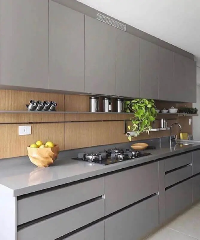  armário de cozinha planejado cinza com design moderno e minimalista Foto Apartment Therapy