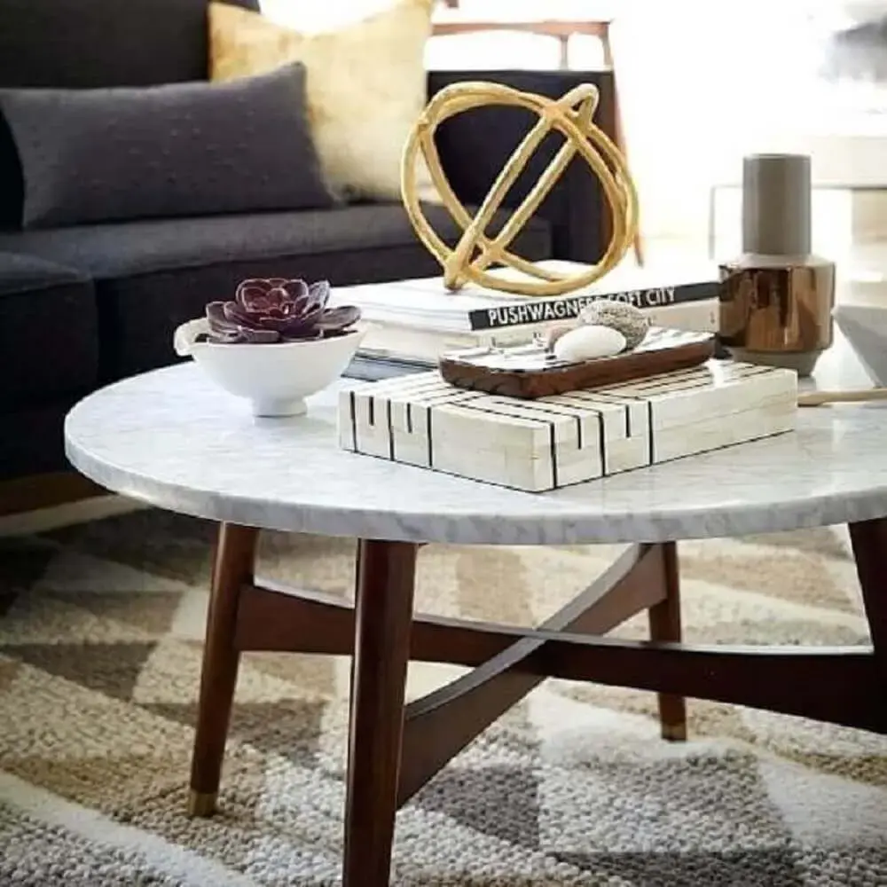 objetos decorativos para sala com mesa de centro redonda com tampo de mármore Foto Moroccan School