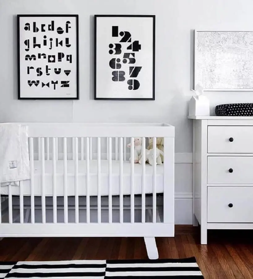 quarto de bebê simples cinza e branco Foto Pinterest
