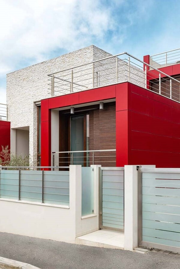 Casas vermelhas e branco com design moderno