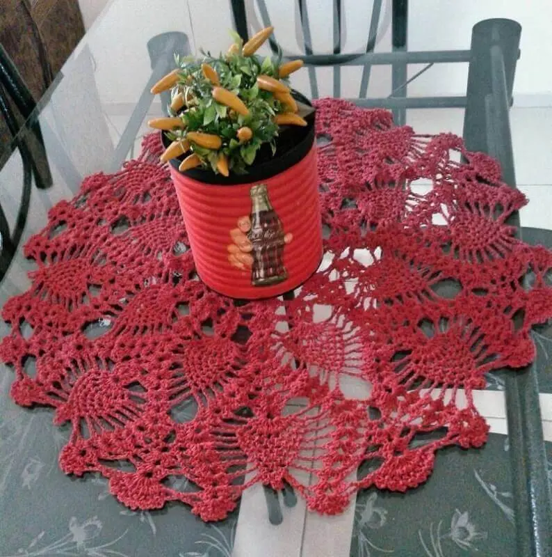 toalha de mesa em crochê vermelho para centro de mesa