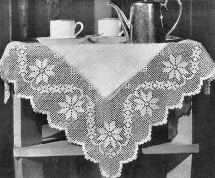 bico de crochê pra toalha de mesa com pontos delicados