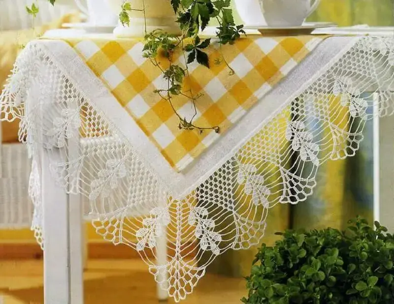 delicado bico de crochê para toalha de mesa