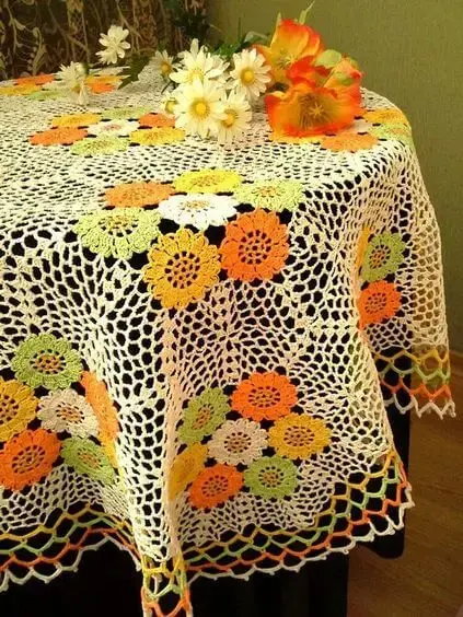 toalha de mesa de crochê - toalha florida 